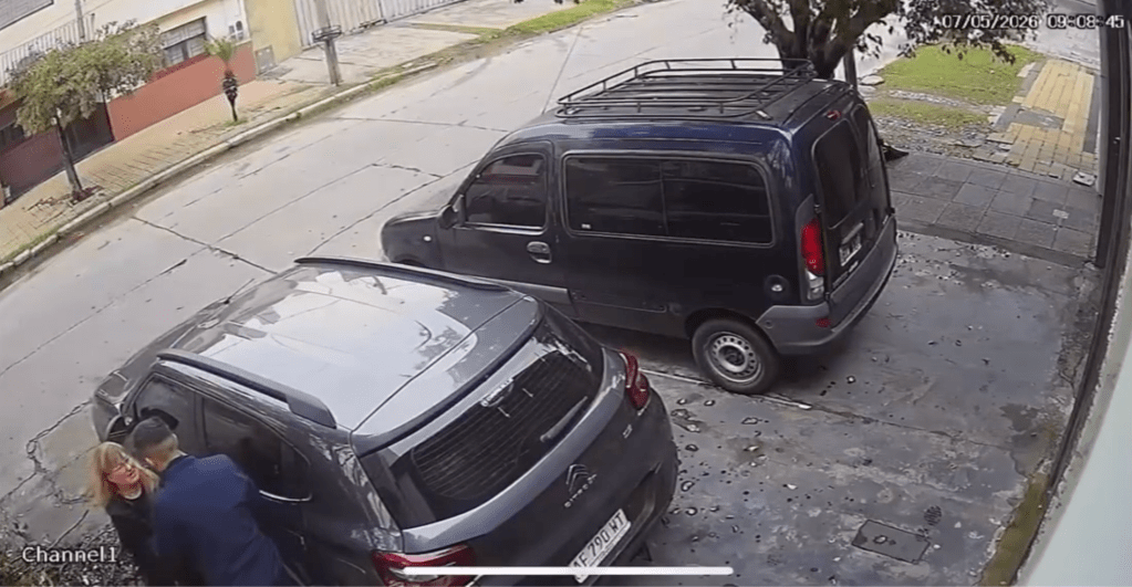 Lanús Este: una jubilada fue asaltada por un delincuente armado que escapó con su&nbsp;auto