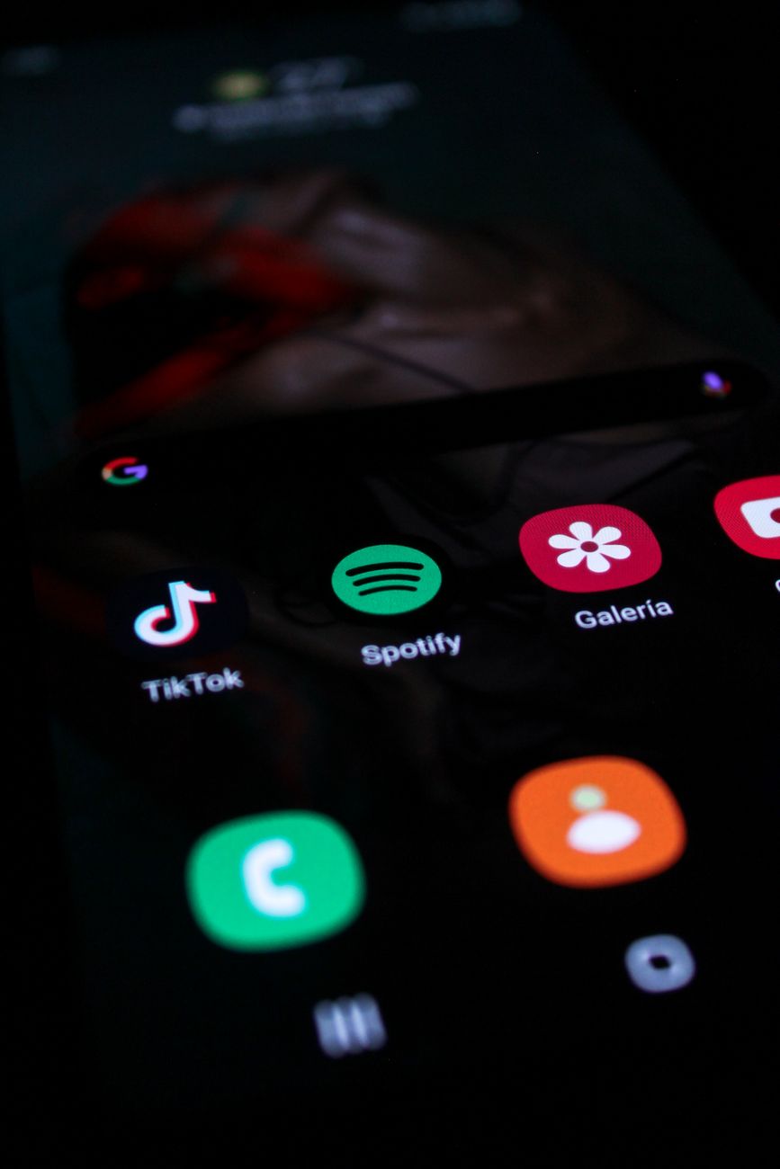 Llamadas telefónicas: por qué los jóvenes las evitan a toda&nbsp;costa