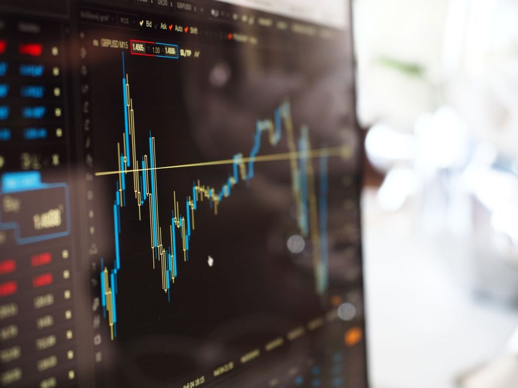 Economía en alerta: riesgo país sube por deterioro de indicadores&nbsp;locales